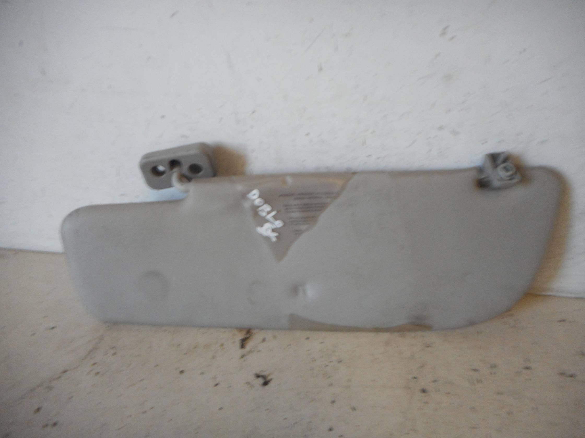 Aletta parasole parabrezza sx.